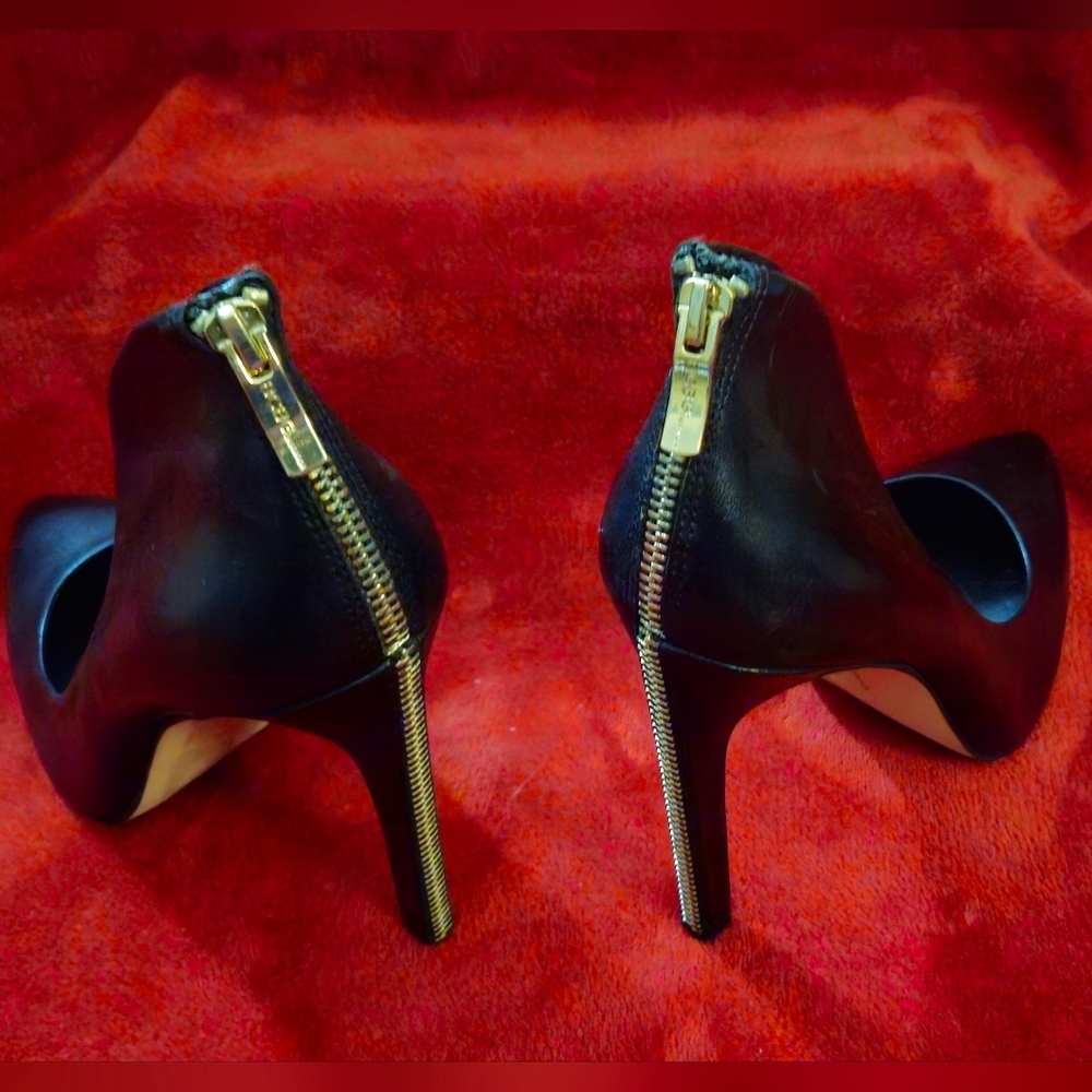 BCBGeneration Black Leather Heels with Gold Rear Zipper - Size 10M